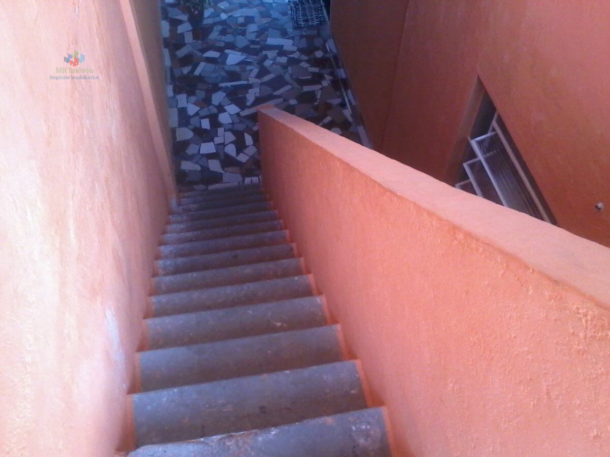 Casa-Alvenaria-para-Venda-em-Jardim-Maria-Helena-Barueri-SP