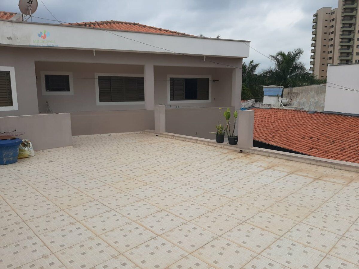 Sobrado-Padrao-para-Venda-em-Centro-Tatui-SP