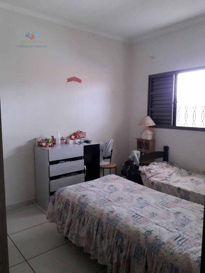 Sobrado-Padrao-para-Venda-em-Centro-Tatui-SP