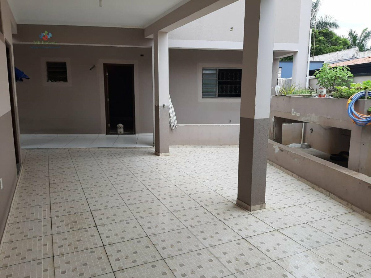Sobrado-Padrao-para-Venda-em-Centro-Tatui-SP
