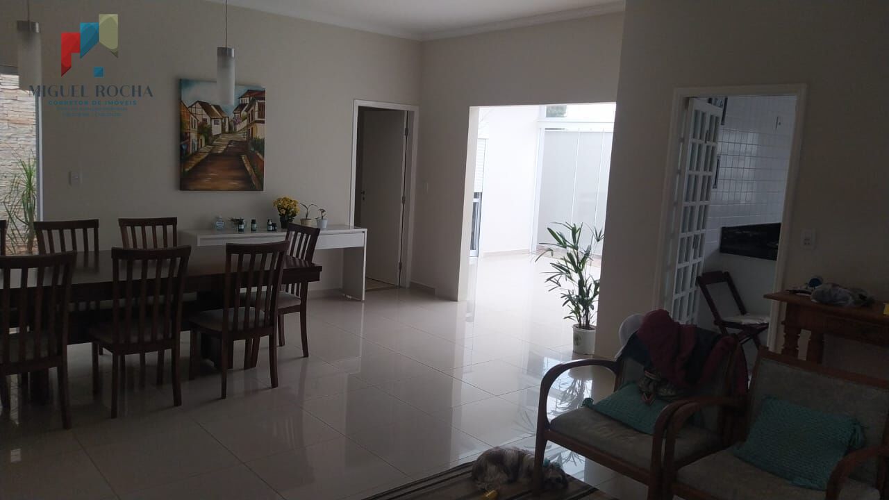Casa à venda no bairro Colina Verde - Tatuí/SP