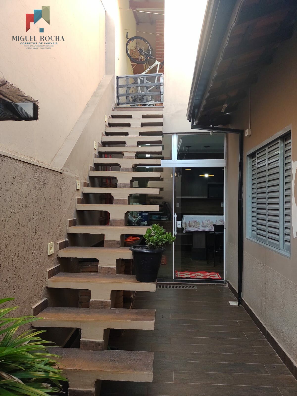 Sobrado à venda no bairro Jardim Santa Emilia - Tatuí/SP
