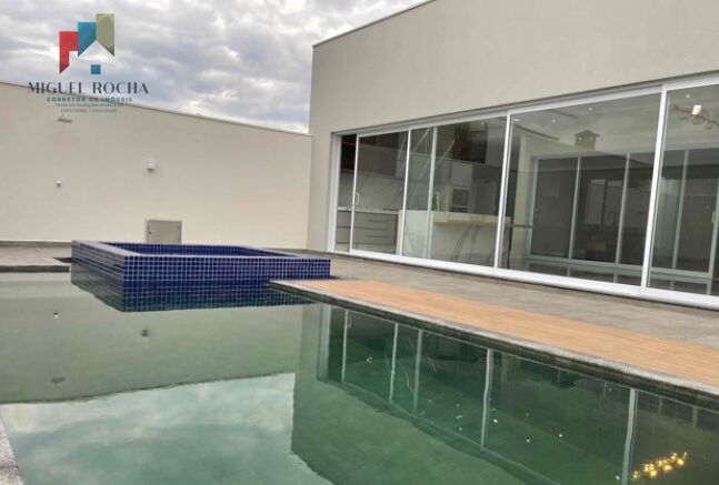 Casa à venda no bairro Portal das Estrelas I - Boituva/SP
