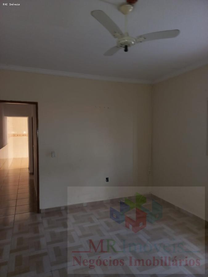 Casa à venda no bairro Jardim Rosa Garcia em Tatuí/SP