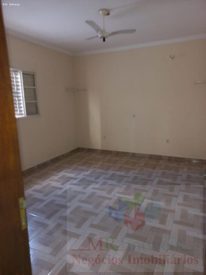Casa à venda no bairro Jardim Rosa Garcia em Tatuí/SP