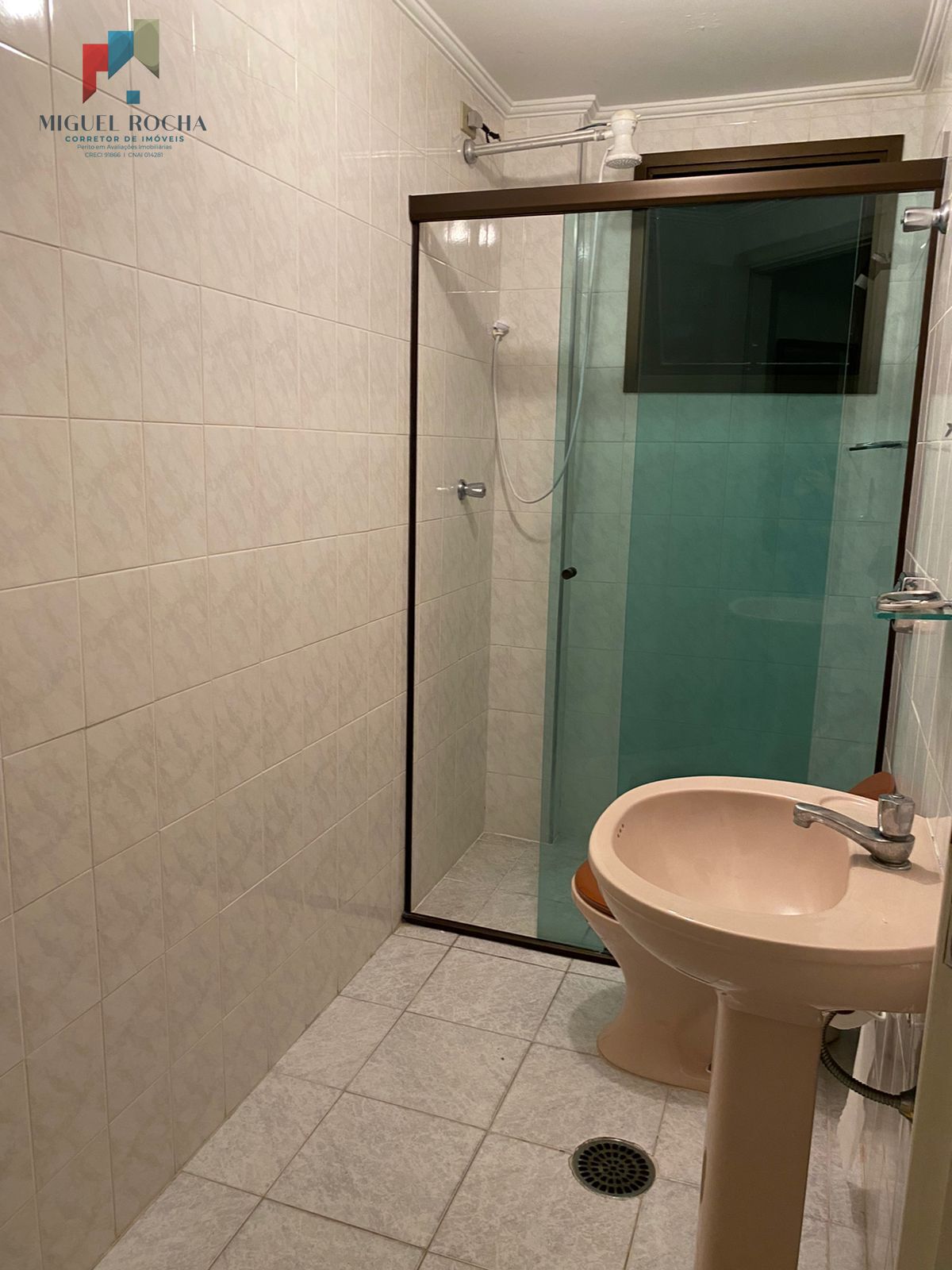 Apartamento em Enseada, Guarujá/SP