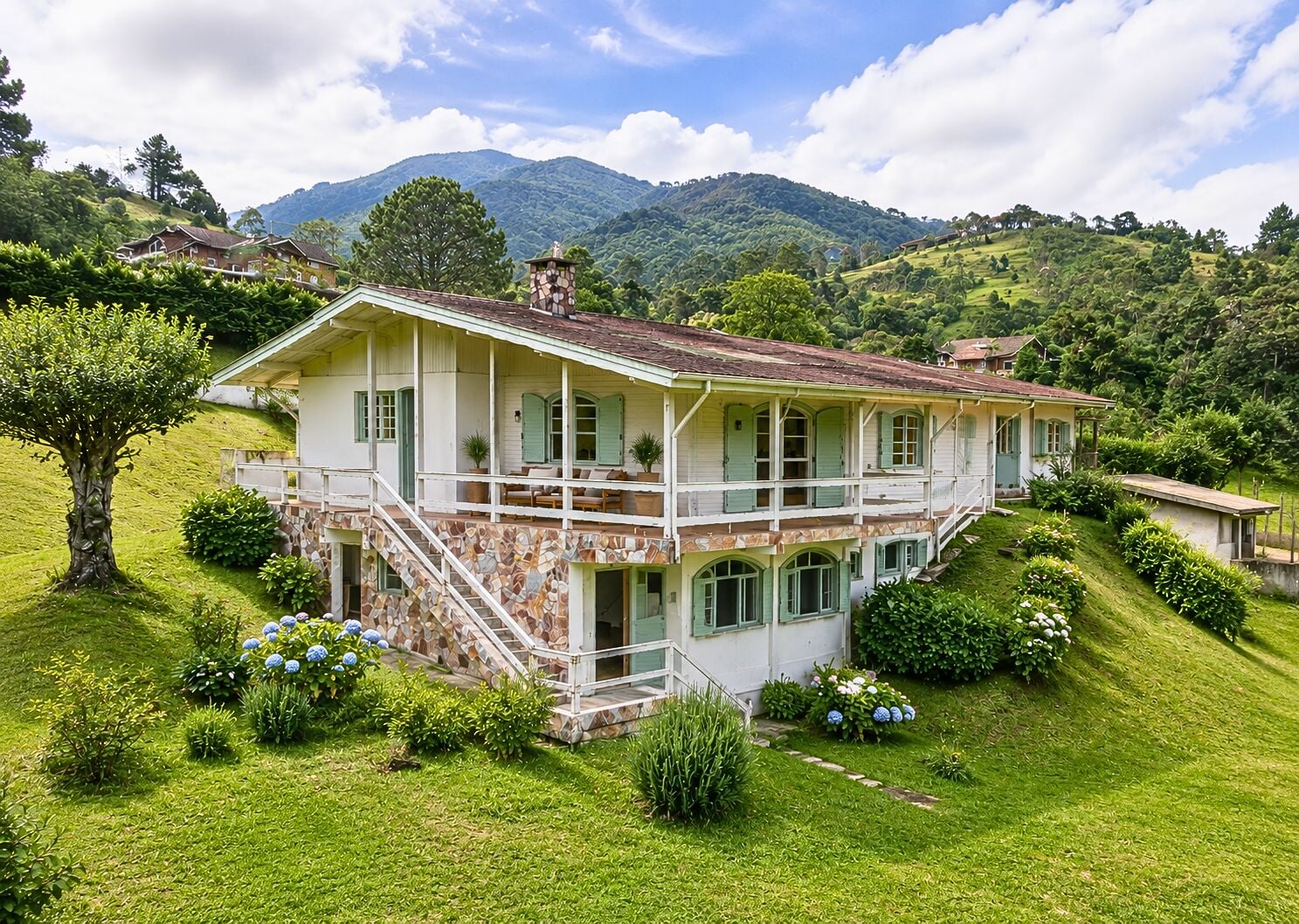 Casa, 3 quartos, 268 m² - Foto 1