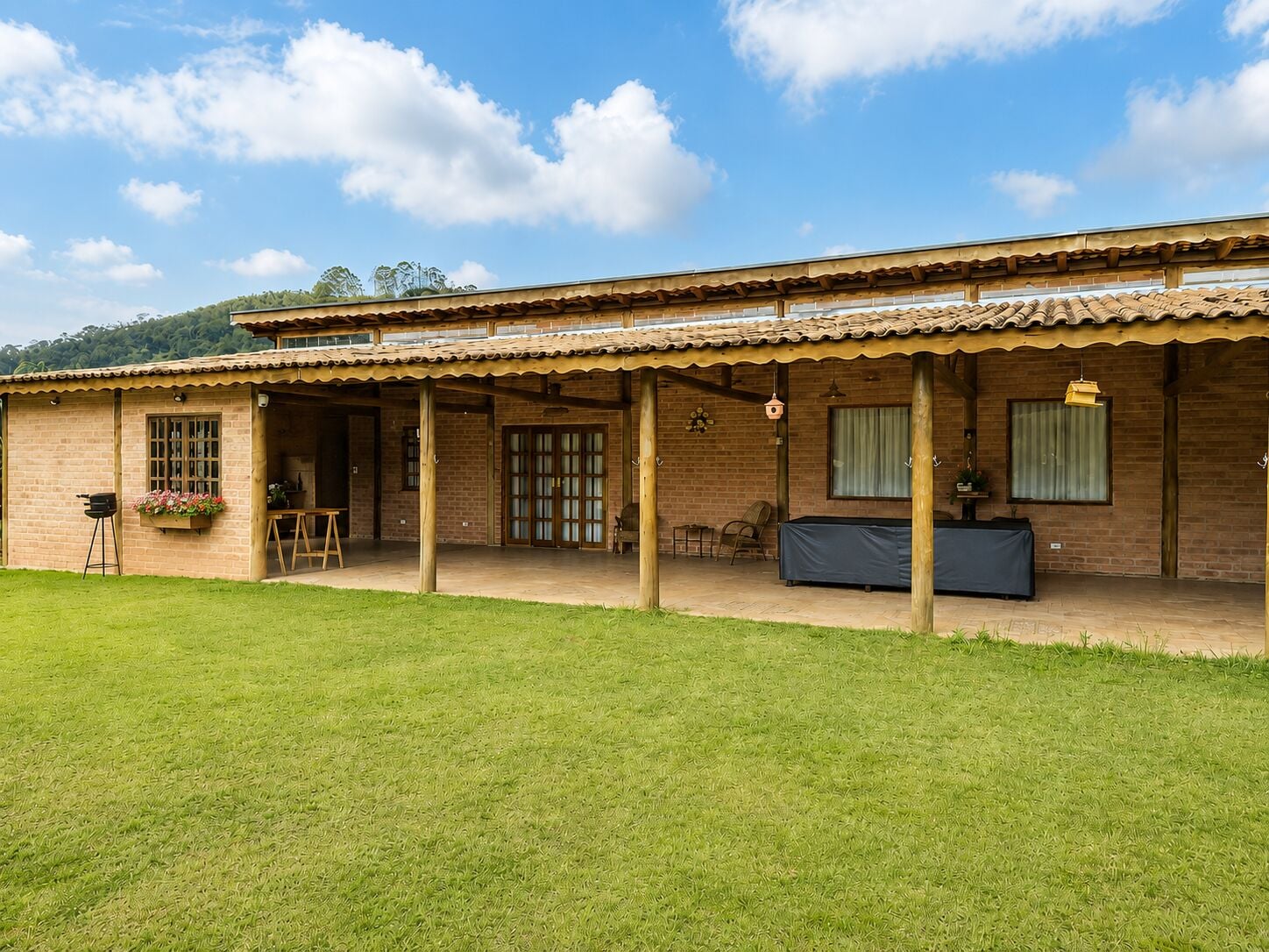 Sítio, 4 quartos, 3200 m² - Foto 1