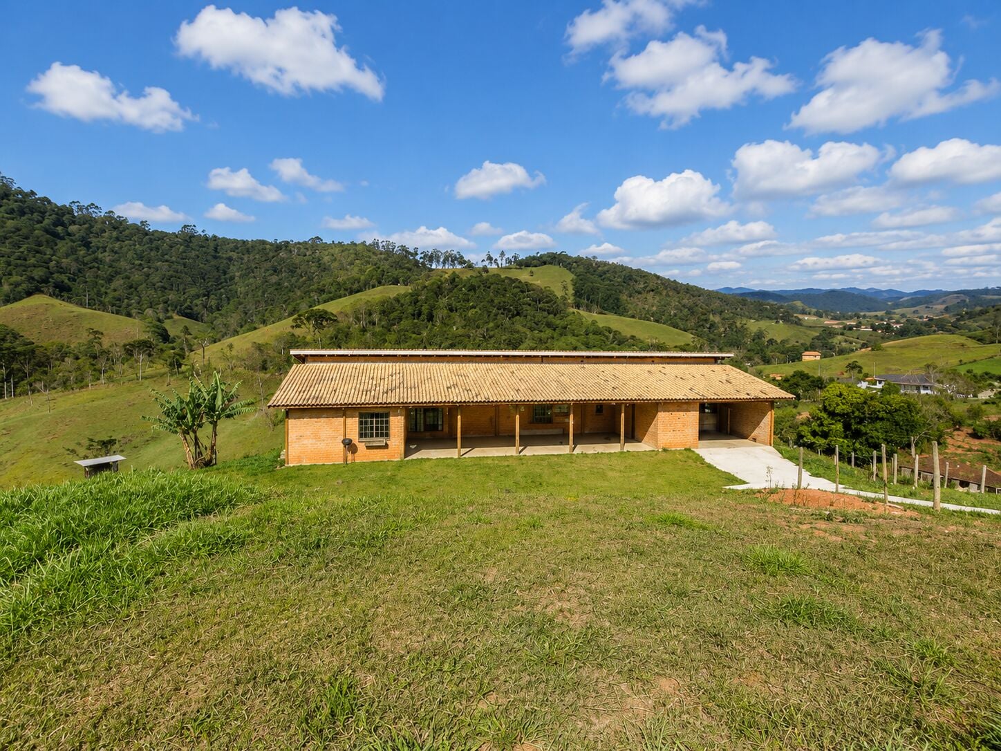 Sítio, 4 quartos, 3200 m² - Foto 6