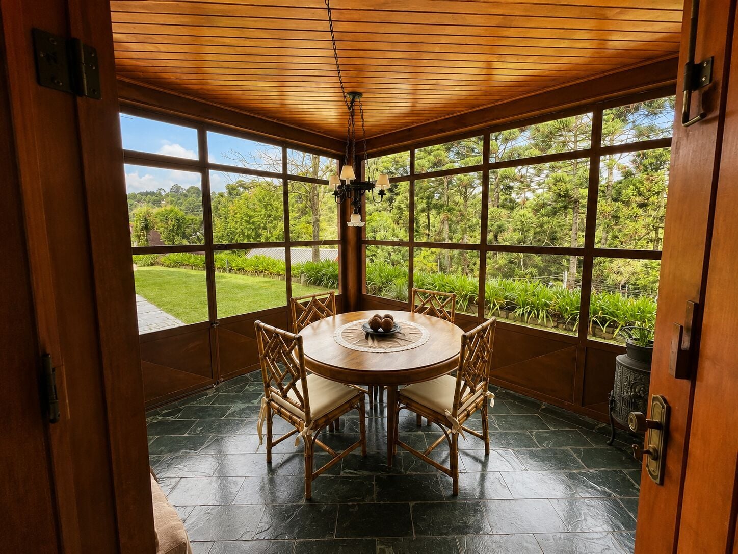 Casa, 5 quartos, 290 m² - Foto 9