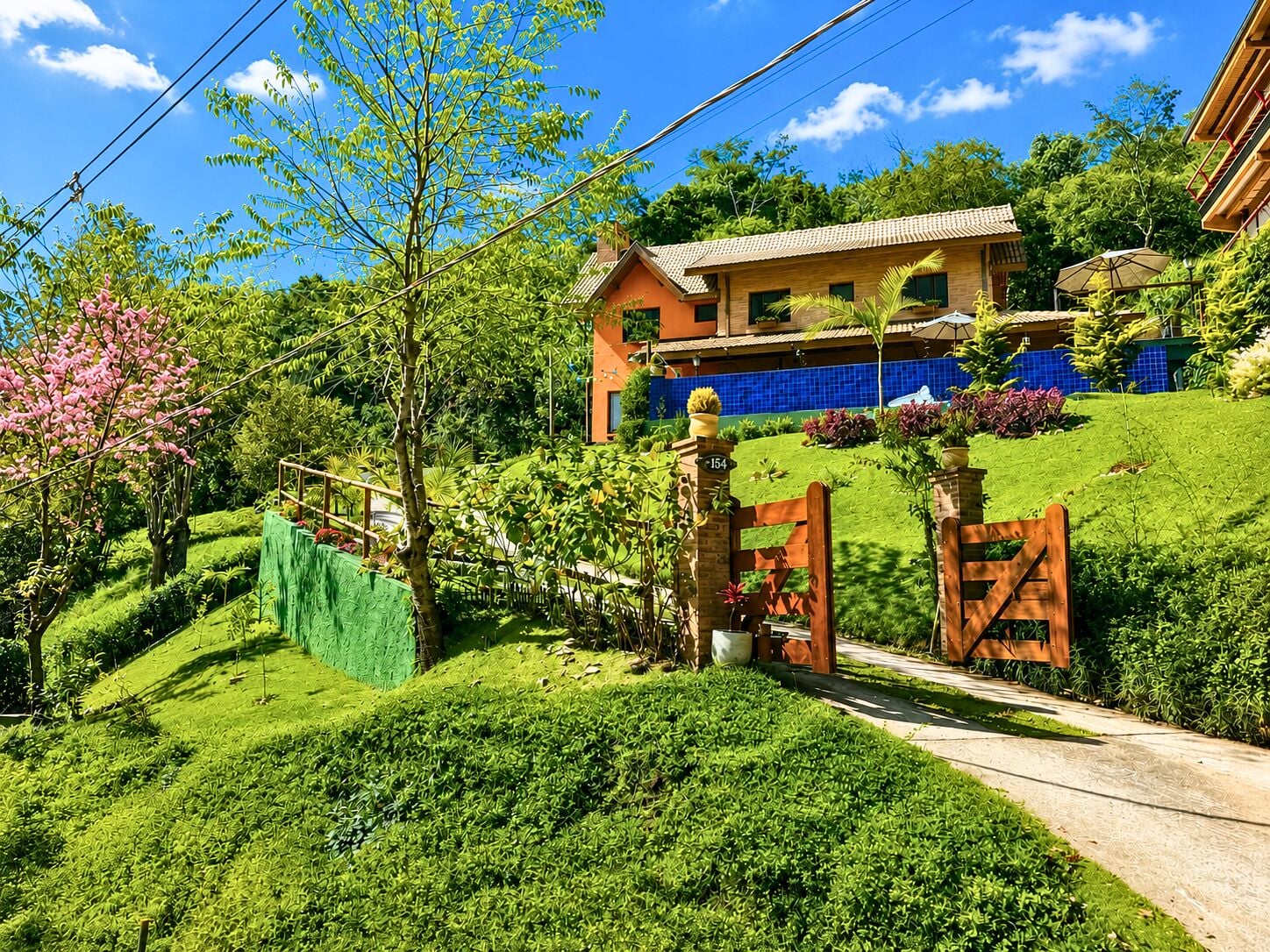 Casa, 3 quartos, 252 m² - Foto 1