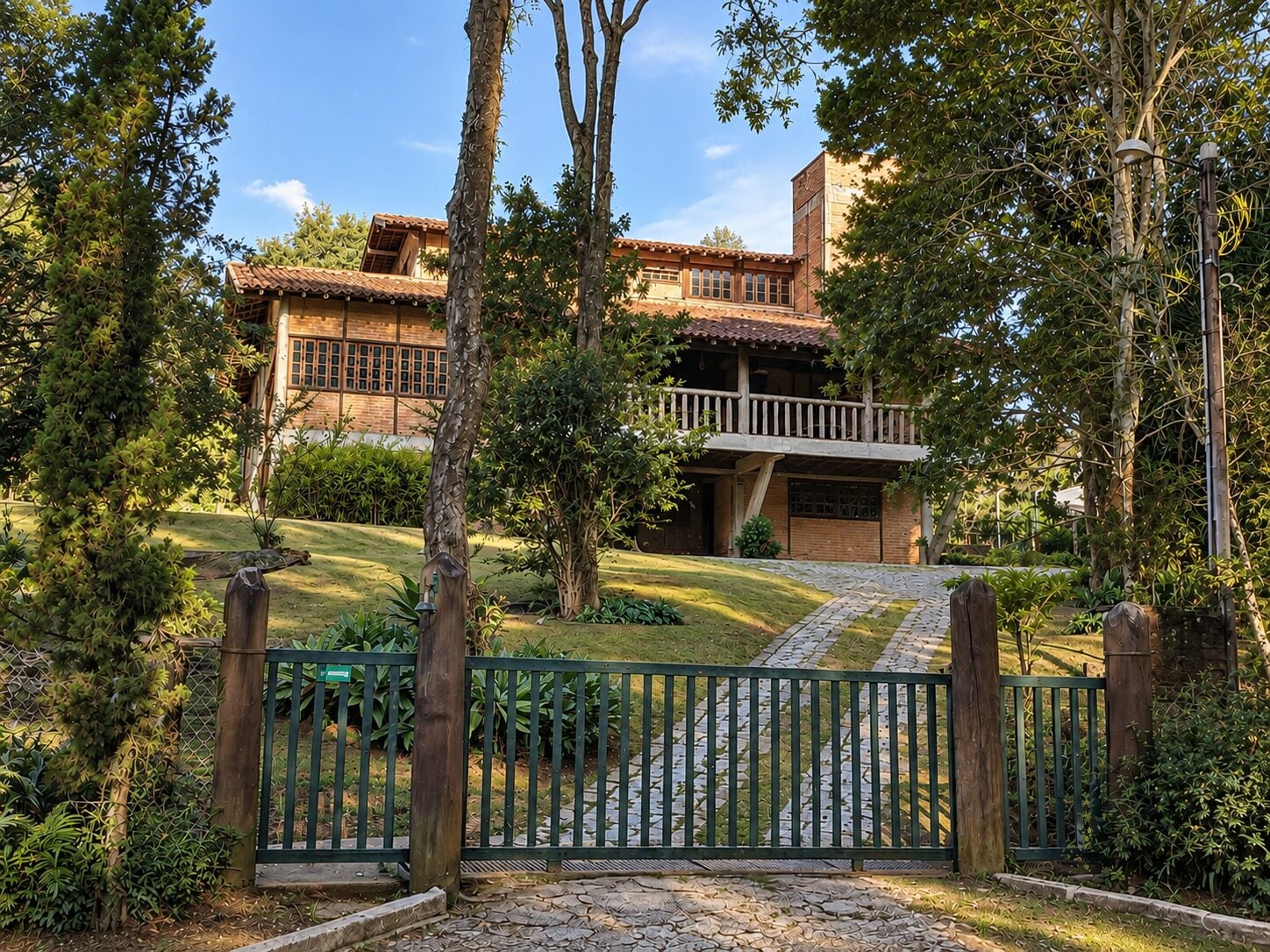 Casa, 4 quartos, 603 m² - Foto 1
