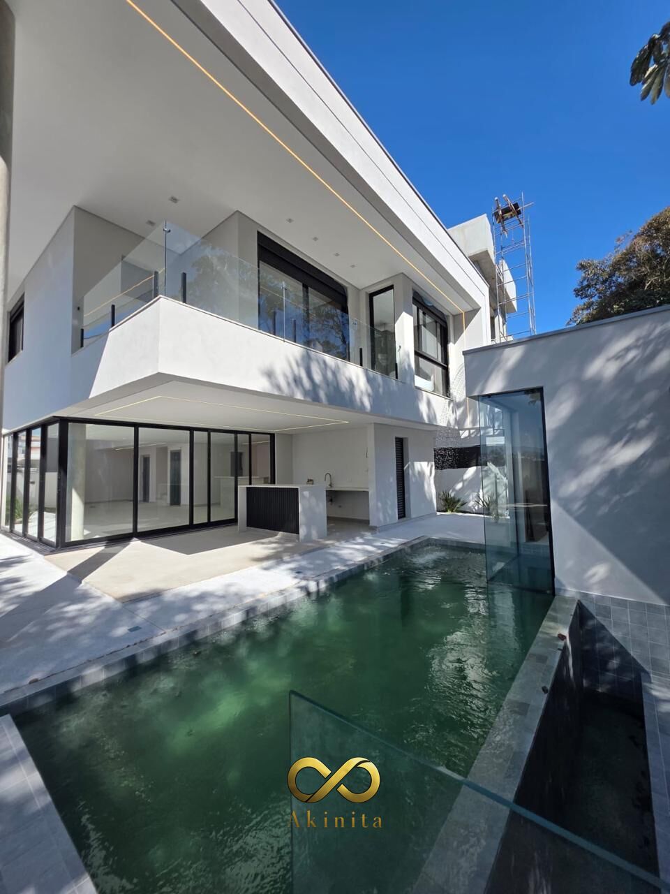 Casa à venda com 4 quartos, 4 suítes, 4 vagas e 428m² no Cidade Parquelandia, Mogi das Cruzes (SP) — foto 8 de 17
