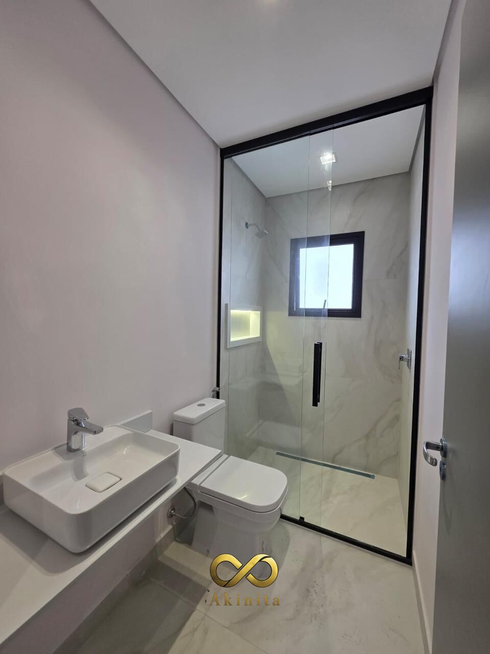 Casa à venda com 4 quartos, 4 suítes, 4 vagas e 428m² no Cidade Parquelandia, Mogi das Cruzes (SP) — foto 9 de 17