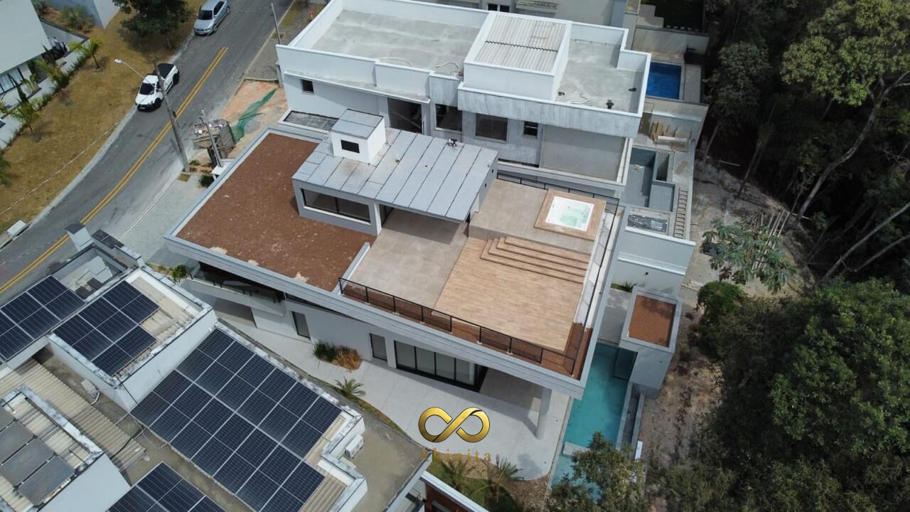 Casa à venda com 4 quartos, 4 suítes, 4 vagas e 428m² no Cidade Parquelandia, Mogi das Cruzes (SP) — foto 12 de 17