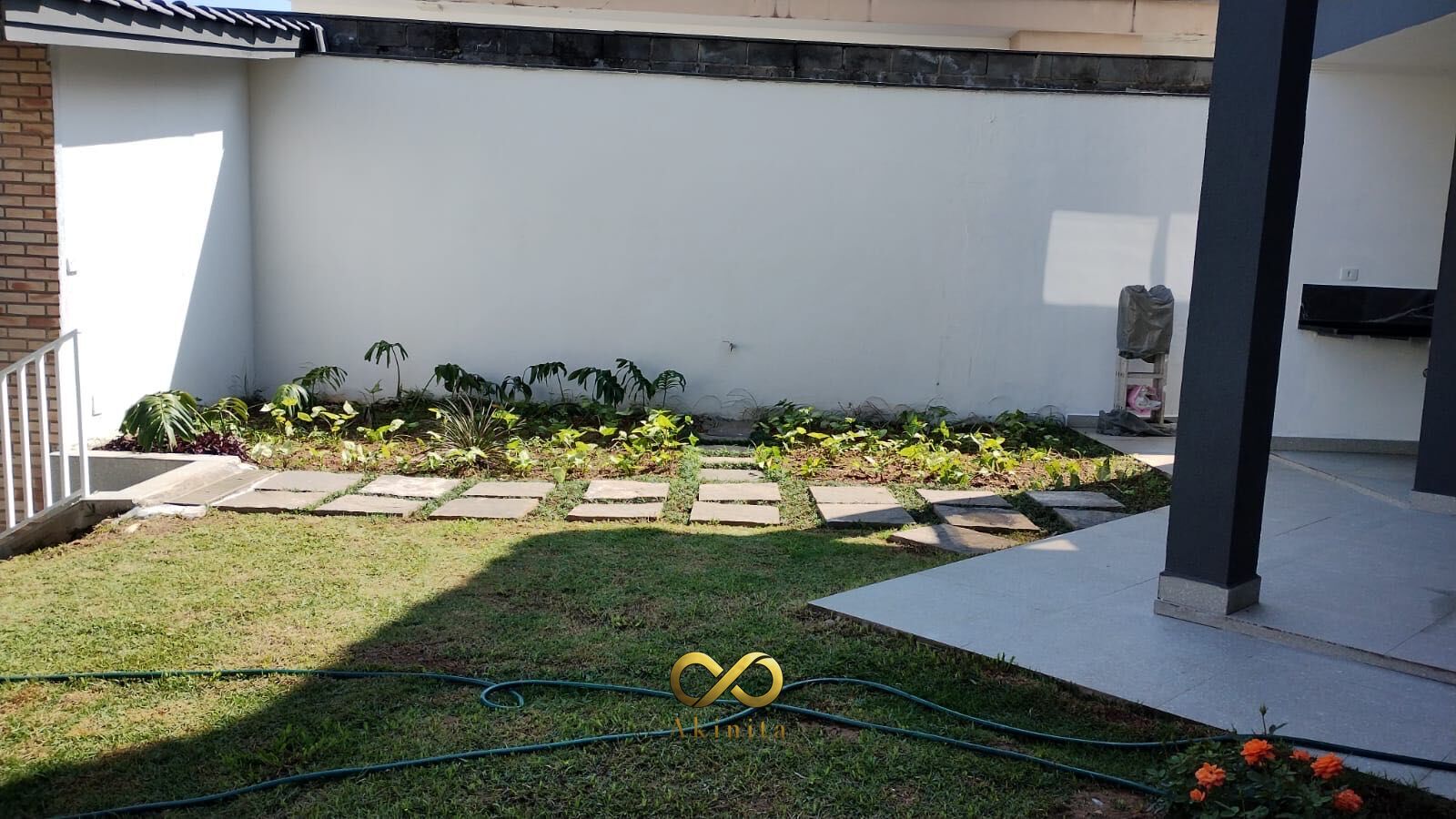 Casa à venda com 3 quartos, 1 suíte, 4 vagas e 330m² no Aruja 5, Arujá (SP) — foto 5 de 14