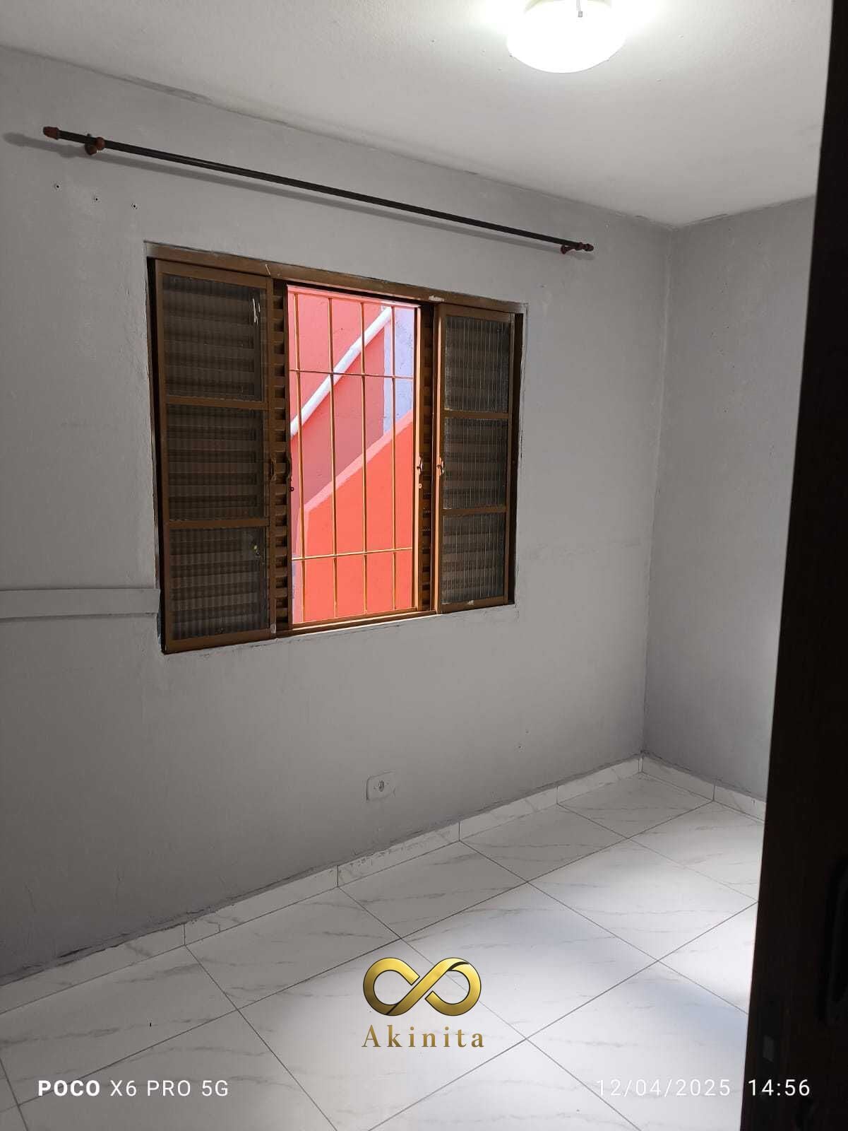 Casa à venda com 3 quartos, 1 suíte, 2 vagas e 146m² no Conjunto Habitacional Antônio Bovolenta, Mogi das Cruzes (SP) — foto 5 de 12