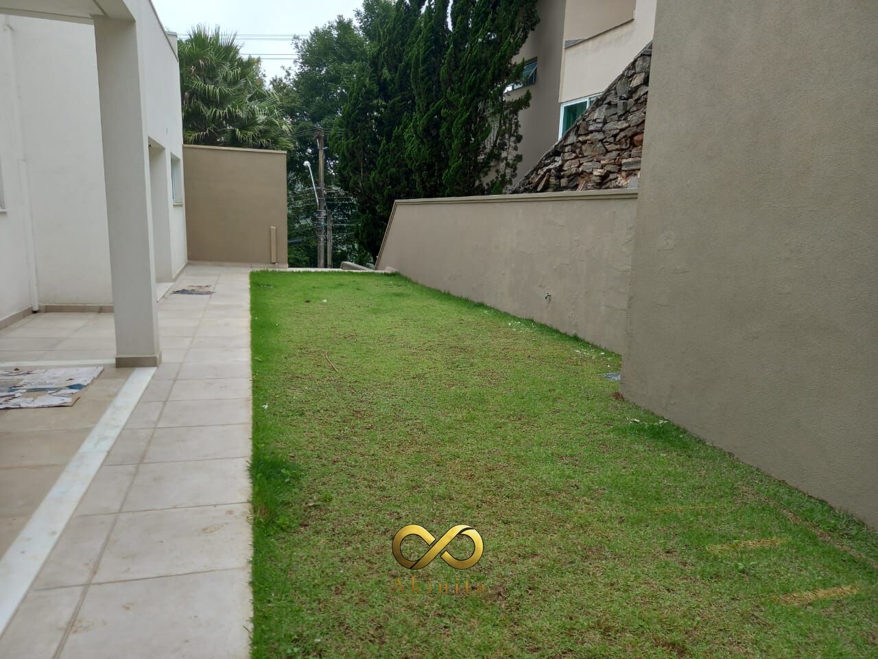 Casa à venda com 3 quartos, 3 suítes, 3 vagas e 250m² no Caputera, Arujá (SP) — foto 17 de 30
