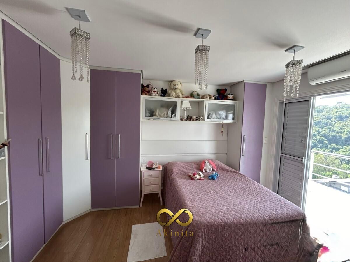 Casa à venda com 4 quartos, 3 suítes, 6 vagas e 470m² no Parque Residencial Itapeti, Mogi das Cruzes (SP) — foto 24 de 30