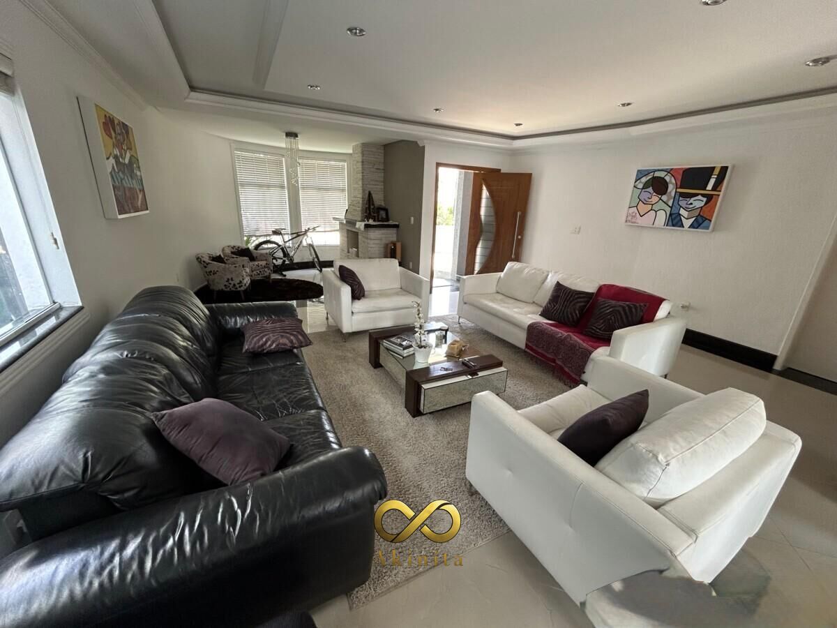 Casa à venda com 4 quartos, 3 suítes, 6 vagas e 470m² no Parque Residencial Itapeti, Mogi das Cruzes (SP) — foto 18 de 30