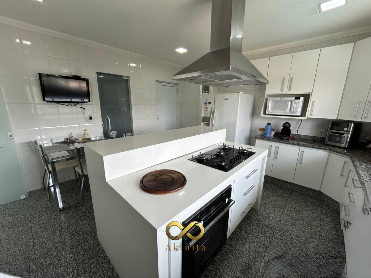 Casa à venda com 4 quartos, 3 suítes, 6 vagas e 470m² no Parque Residencial Itapeti, Mogi das Cruzes (SP) — foto 4 de 30