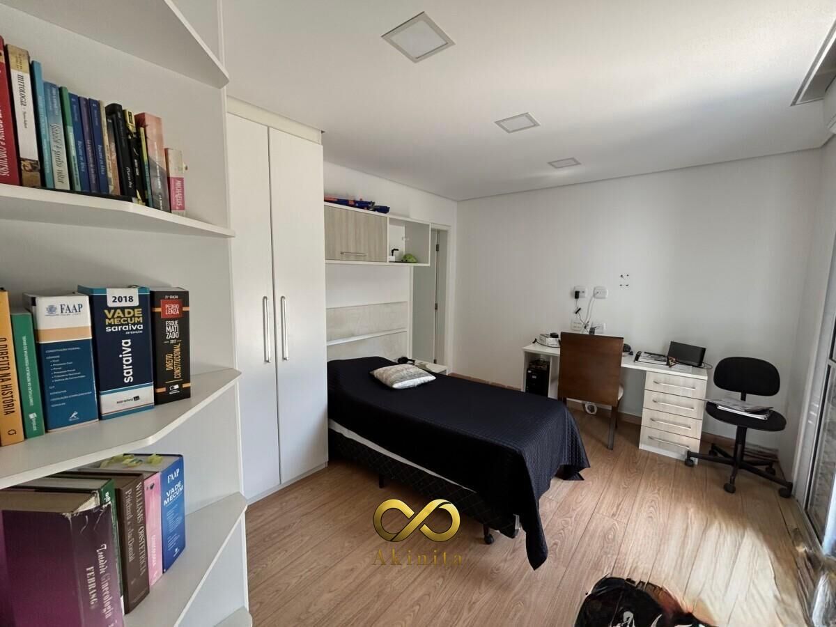 Casa à venda com 4 quartos, 3 suítes, 6 vagas e 470m² no Parque Residencial Itapeti, Mogi das Cruzes (SP) — foto 21 de 30