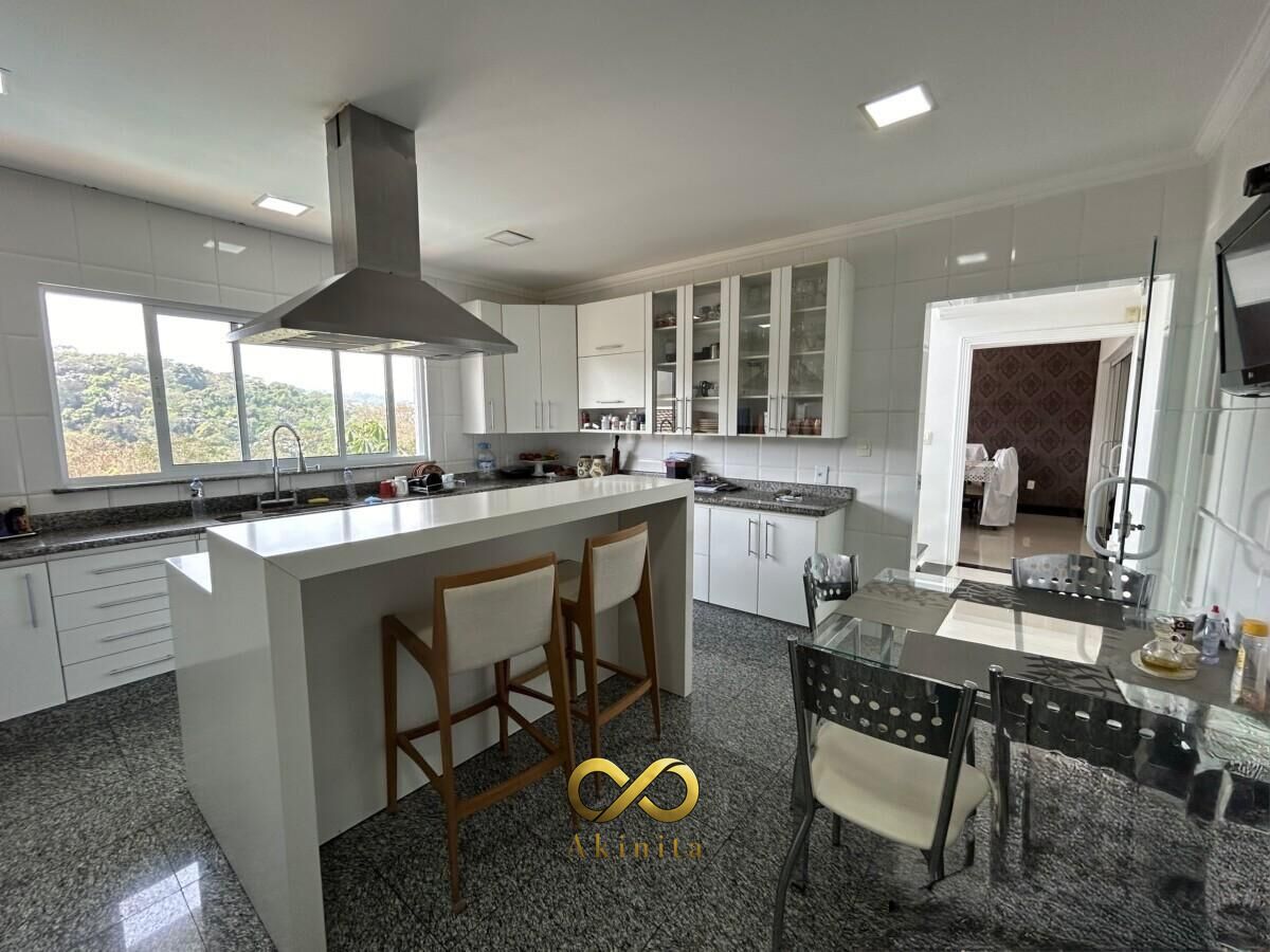 Casa à venda com 4 quartos, 3 suítes, 6 vagas e 470m² no Parque Residencial Itapeti, Mogi das Cruzes (SP) — foto 8 de 30