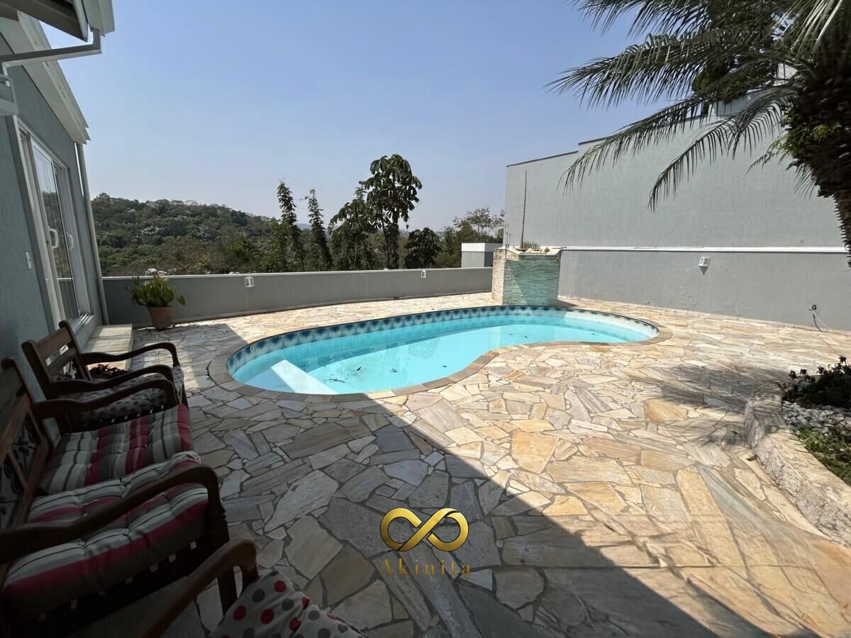 Casa à venda com 4 quartos, 3 suítes, 6 vagas e 470m² no Parque Residencial Itapeti, Mogi das Cruzes (SP) — foto 29 de 30