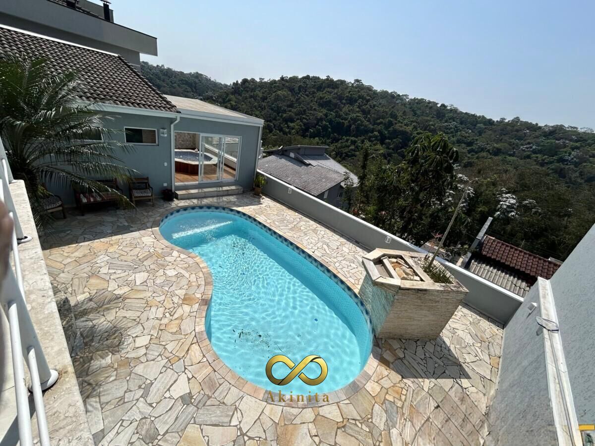 Casa à venda com 4 quartos, 3 suítes, 6 vagas e 470m² no Parque Residencial Itapeti, Mogi das Cruzes (SP) — foto 5 de 30