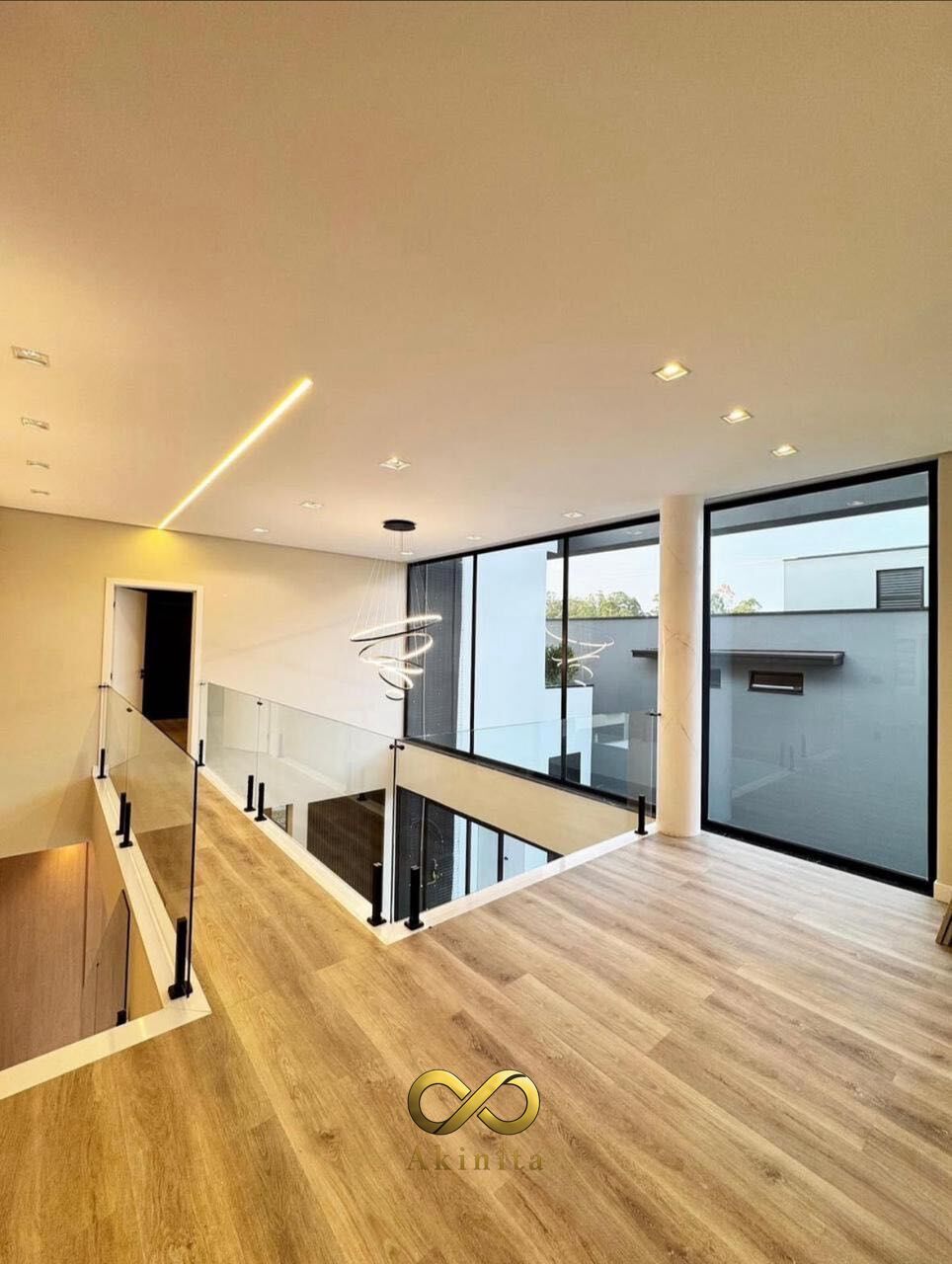 Casa à venda com 3 quartos, 3 suítes, 4 vagas e 240m² no Cézar de Souza, Mogi das Cruzes (SP) — foto 8 de 11