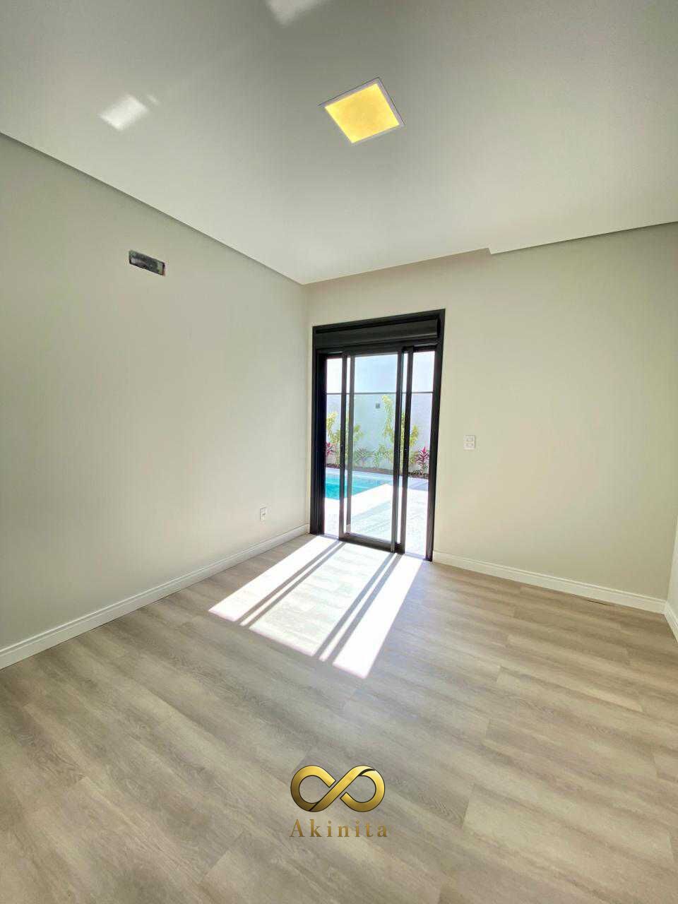 Casa à venda com 3 suítes, 4 vagas e 177m² no Jardim São Pedro, Mogi das Cruzes (SP) — foto 11 de 19