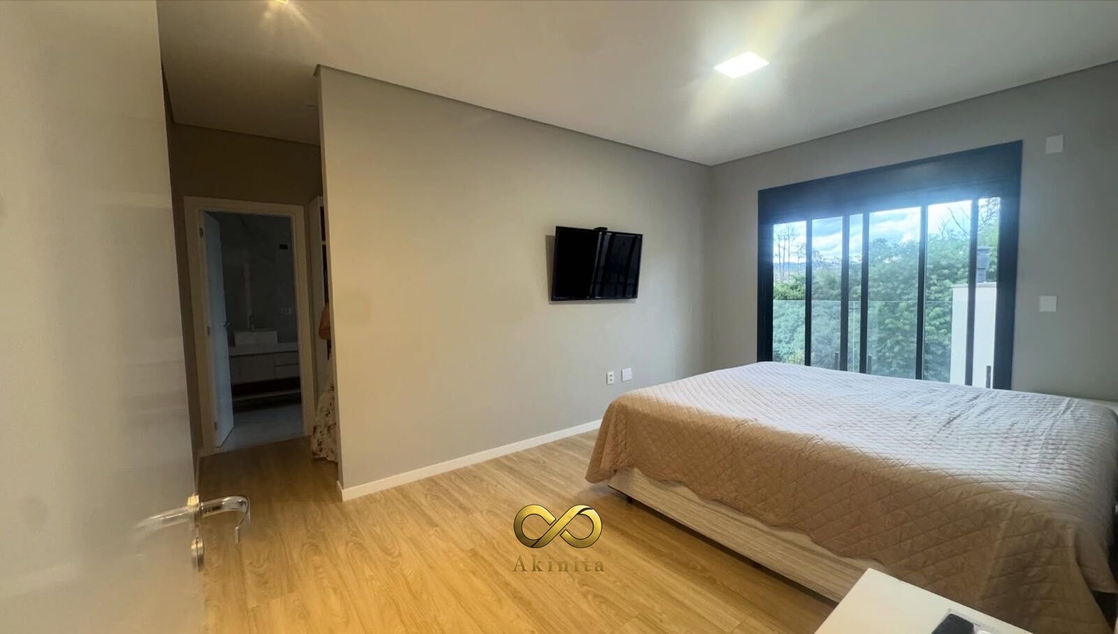 Casa à venda com 3 quartos, 3 suítes, 4 vagas e 230m² no Cézar de Souza, Mogi das Cruzes (SP) — foto 8 de 11