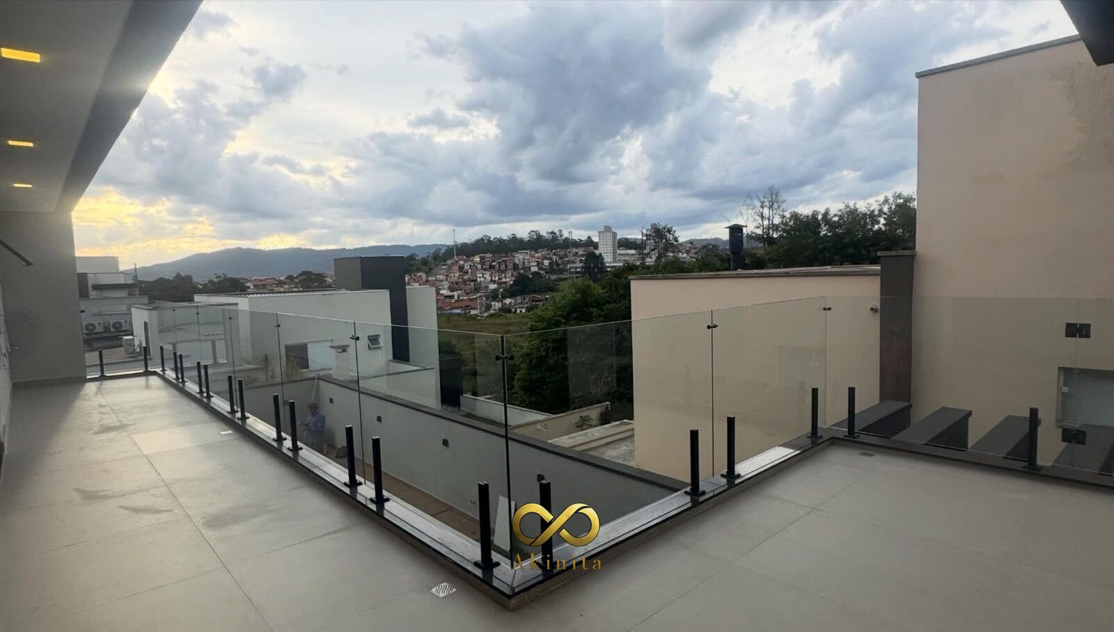 Casa à venda com 3 quartos, 3 suítes, 4 vagas e 230m² no Cézar de Souza, Mogi das Cruzes (SP) — foto 11 de 11