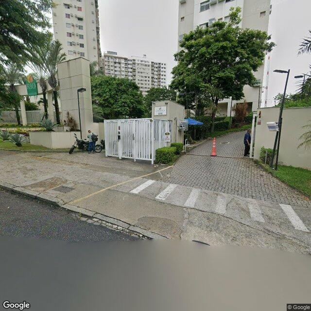 Imagem estática do "Street View" da localização