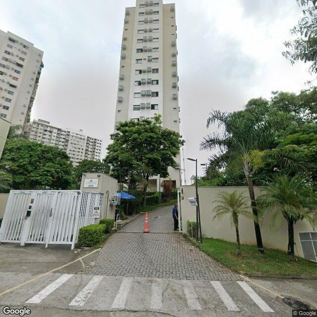 Imagem estática do "Street View" da localização
