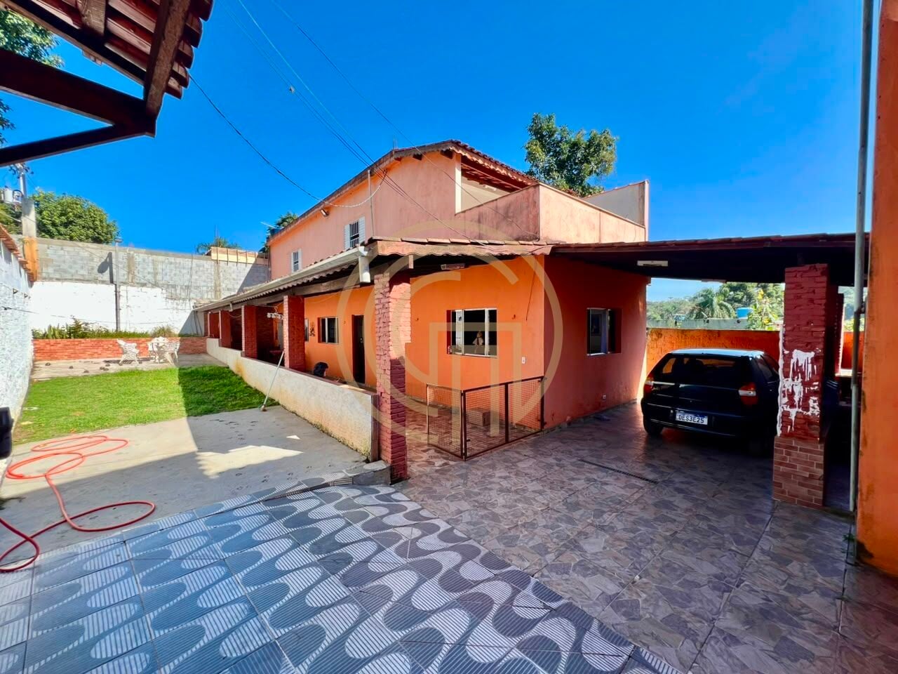 Casa, 4 quartos, 240 m² - Foto 1
