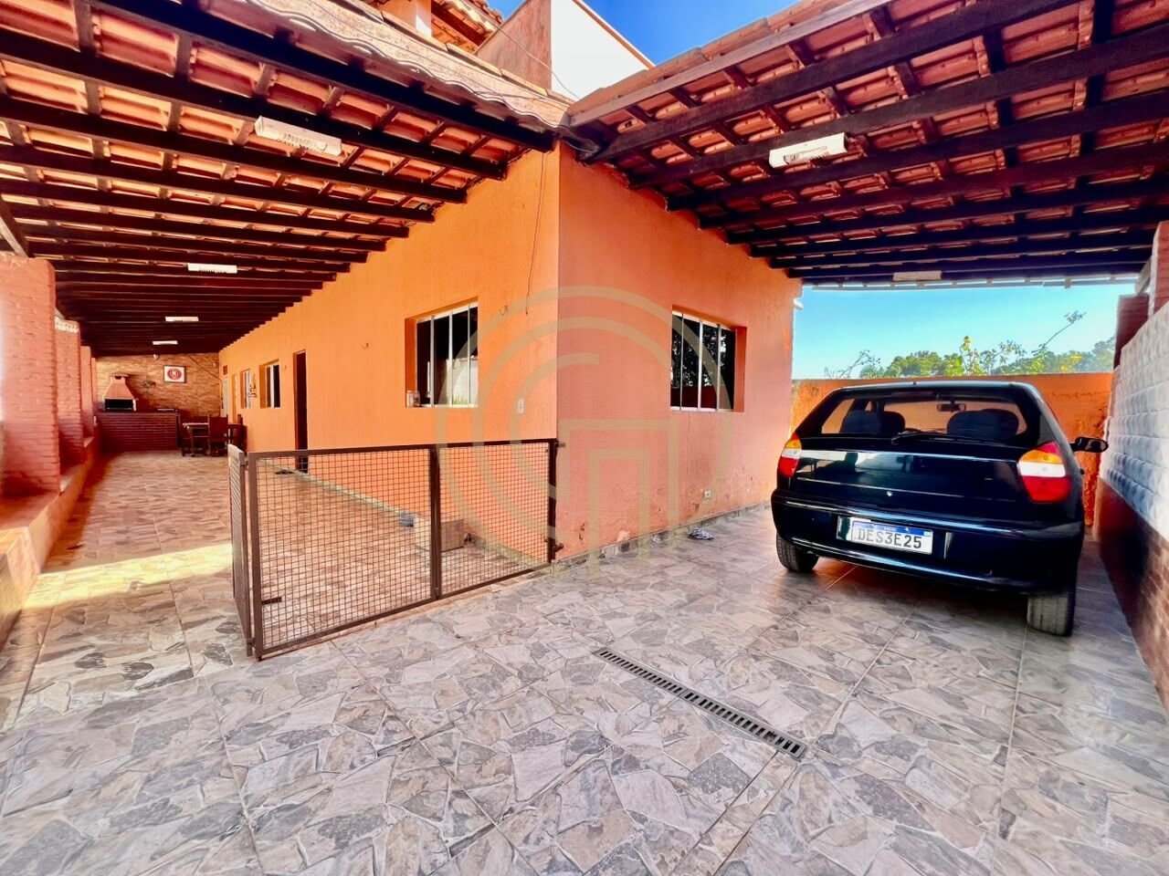 Casa, 4 quartos, 240 m² - Foto 2