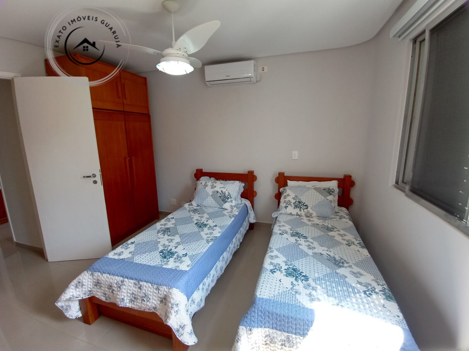 Apartamento Padrão de 03 dormitórios para venda na praia da Enseada. - foto 8