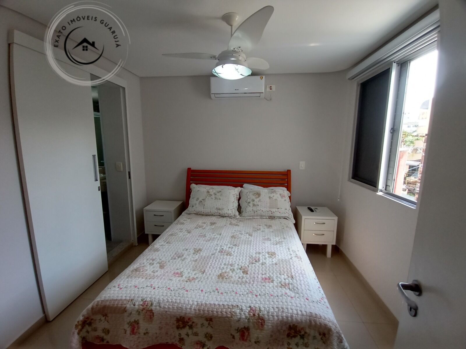 Apartamento Padrão de 03 dormitórios para venda na praia da Enseada. - foto 10