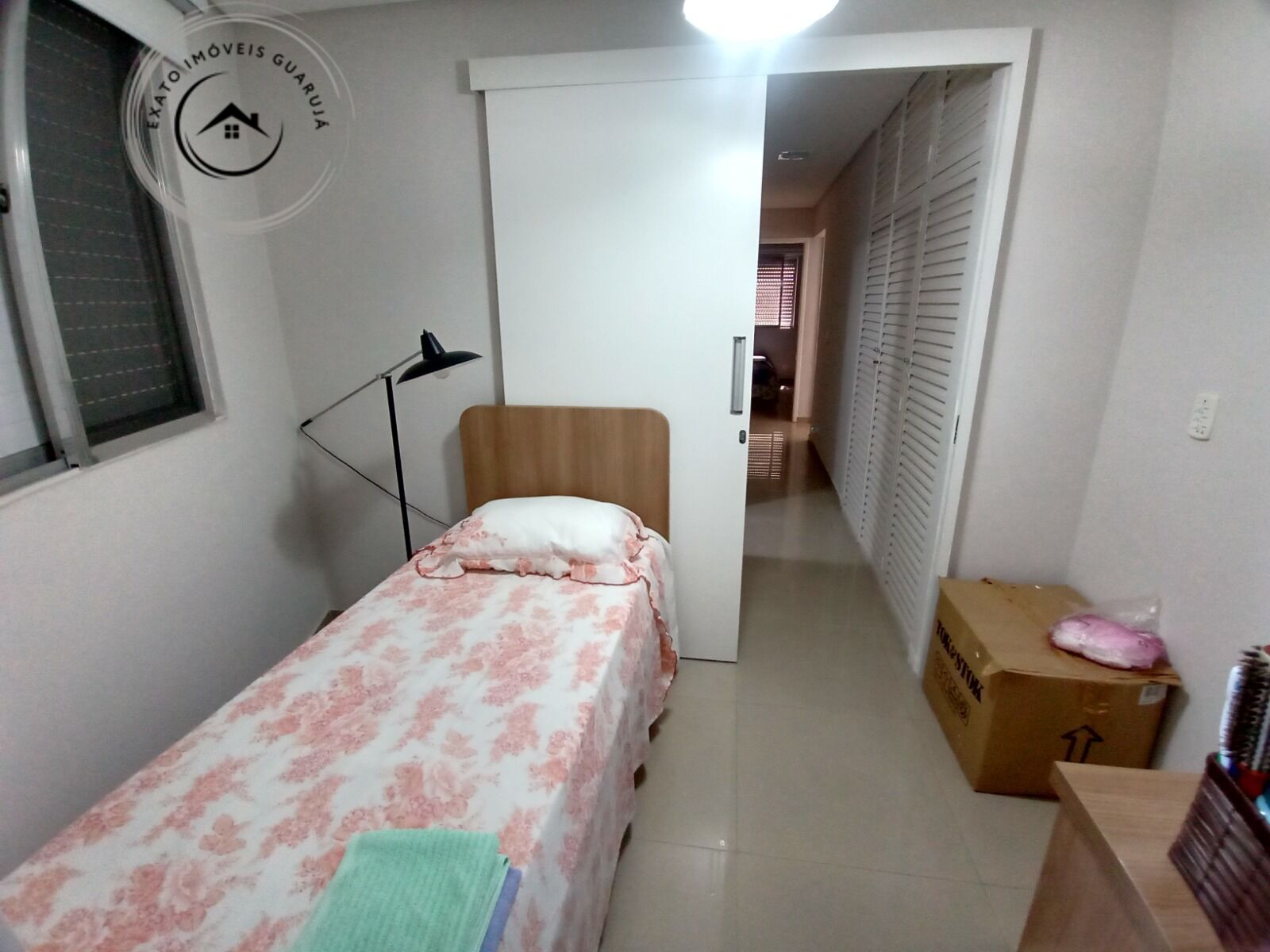 Apartamento Padrão de 03 dormitórios para venda na praia da Enseada. - foto 14