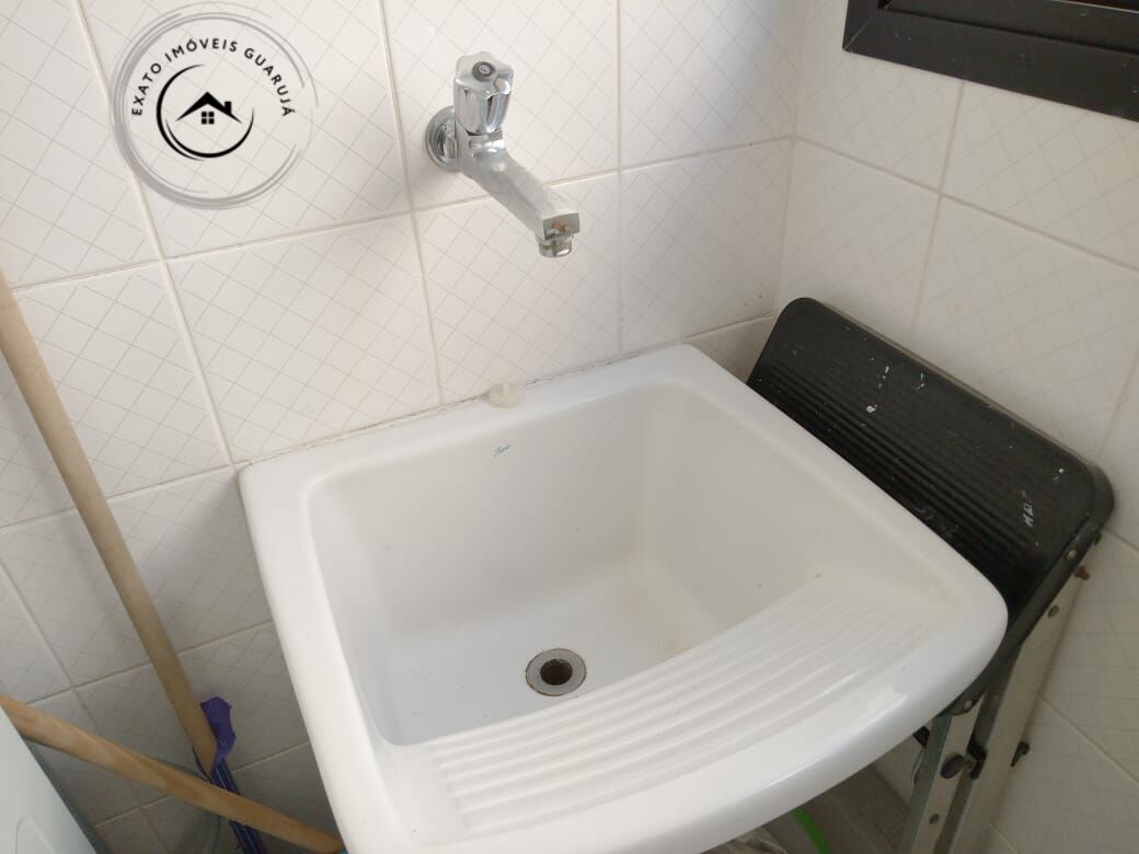 Apartamento Padrão de 02 dormitórios para venda na praia da Enseada. - foto 9