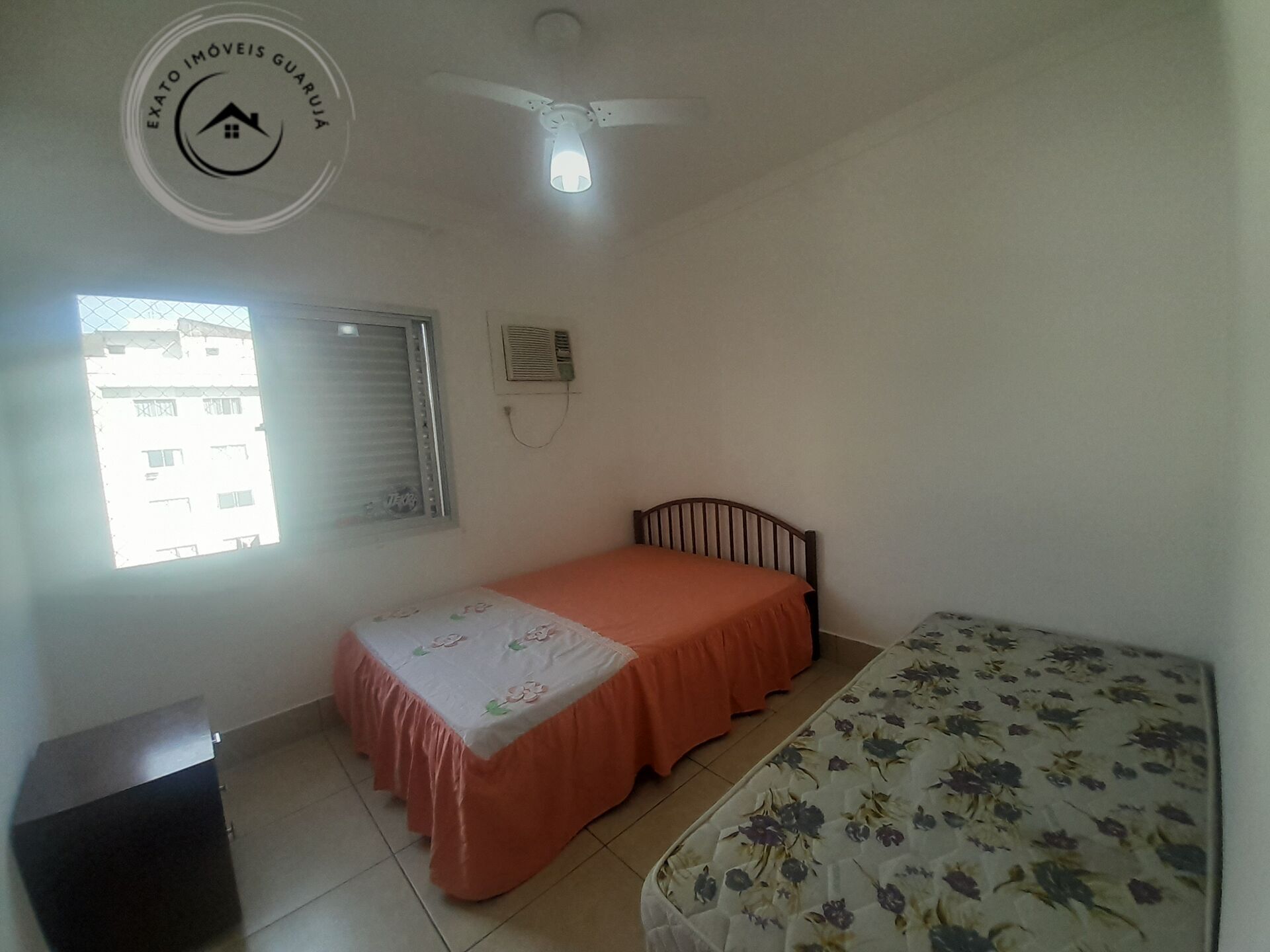 Apartamento padrão de 02 dormitórios para locação anual na p