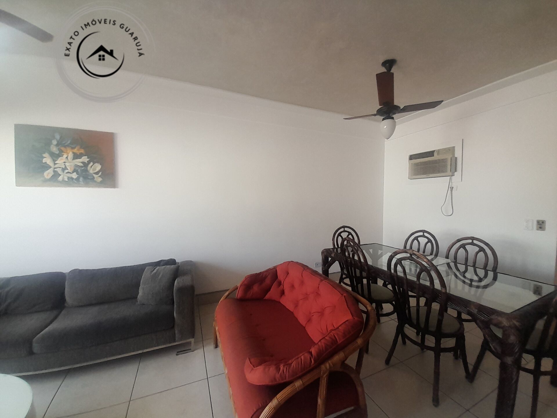 Apartamento padrão de 02 dormitórios para locação anual na p