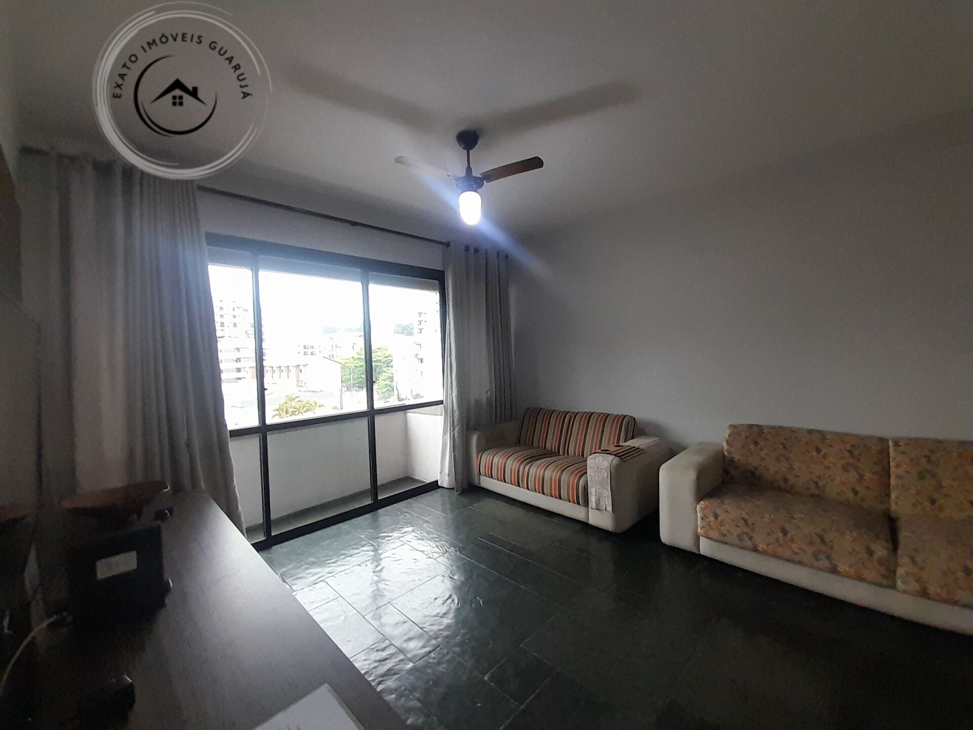 Apartamento Padrão de 02 dormitórios para venda na Praia da Enseada. - foto 4