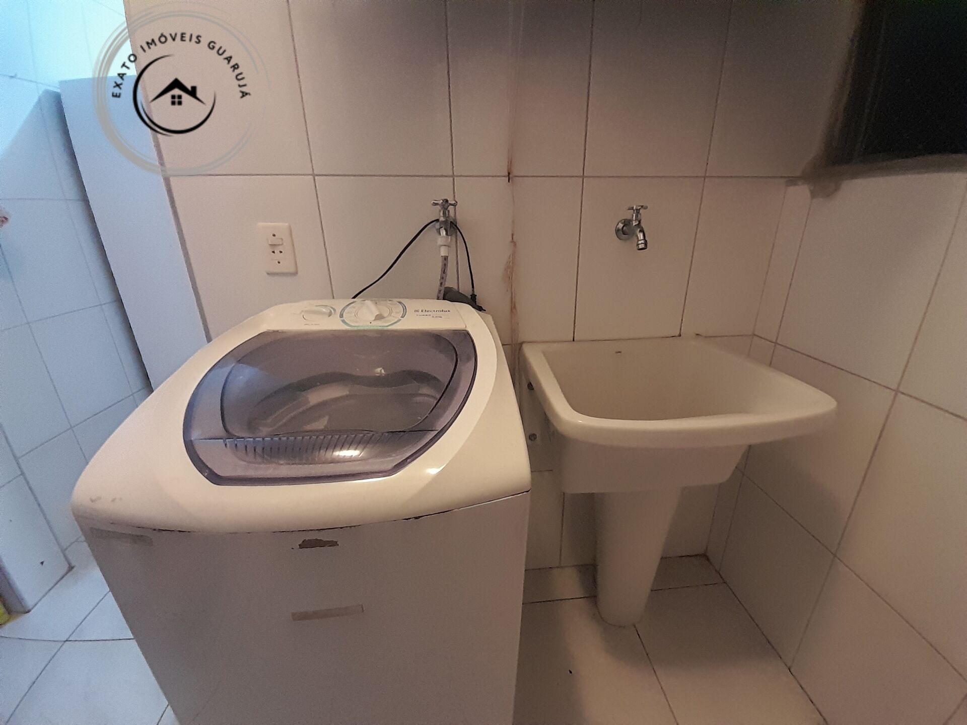 Apartamento Padrão de 02 dormitórios para locação anual na Praia da Enseada. - foto 27