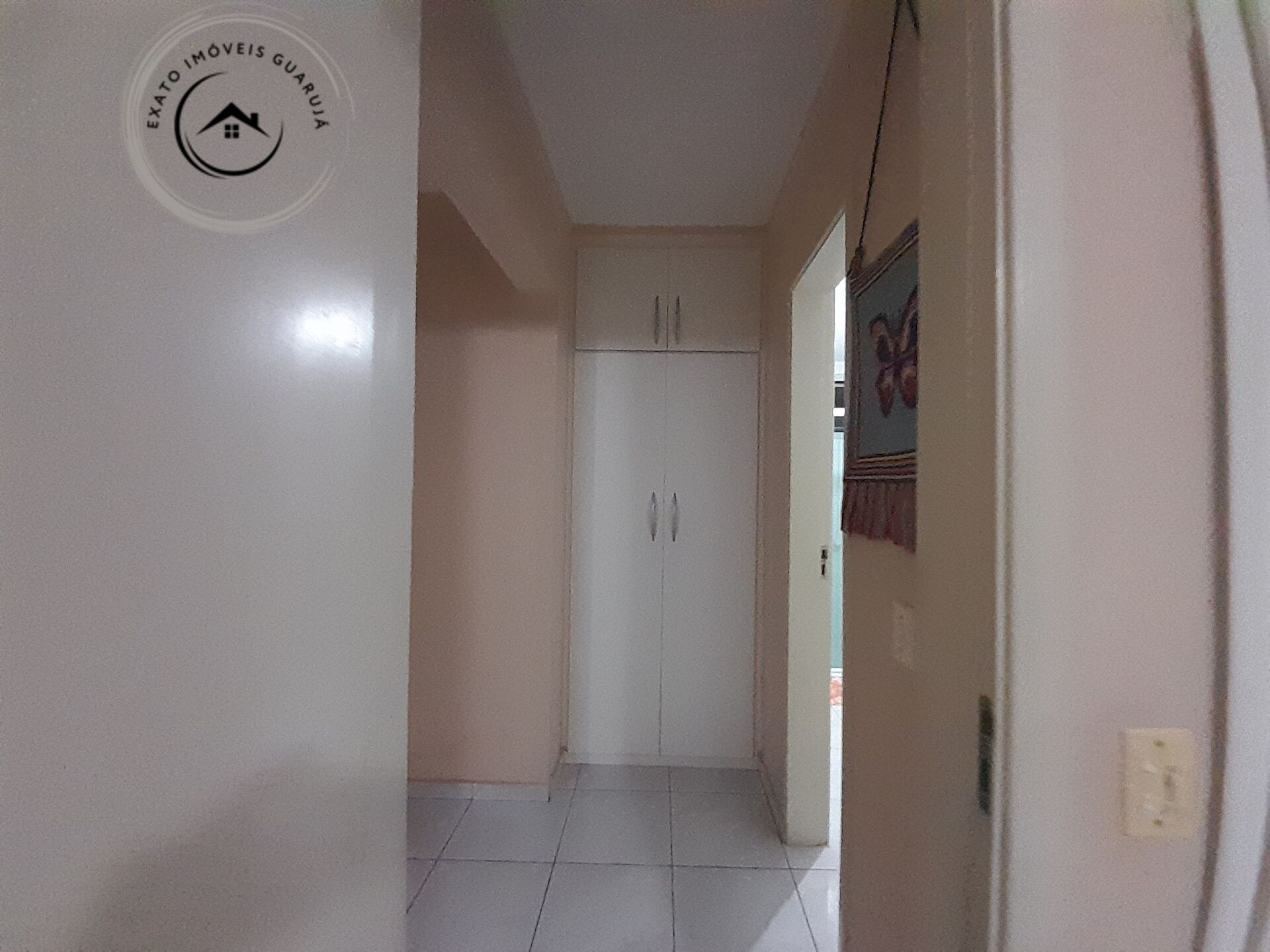 Apartamento Padrão de 02 dormitórios para locação anual na Praia da Enseada. - foto 18