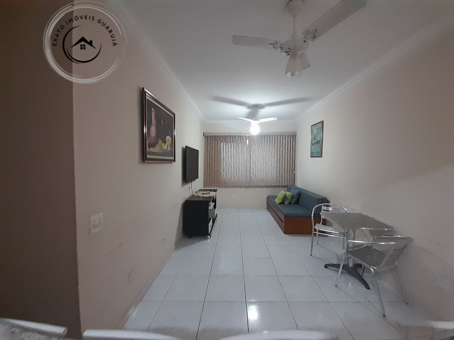 Apartamento Padrão de 02 dormitórios para locação anual na Praia da Enseada. - foto 9