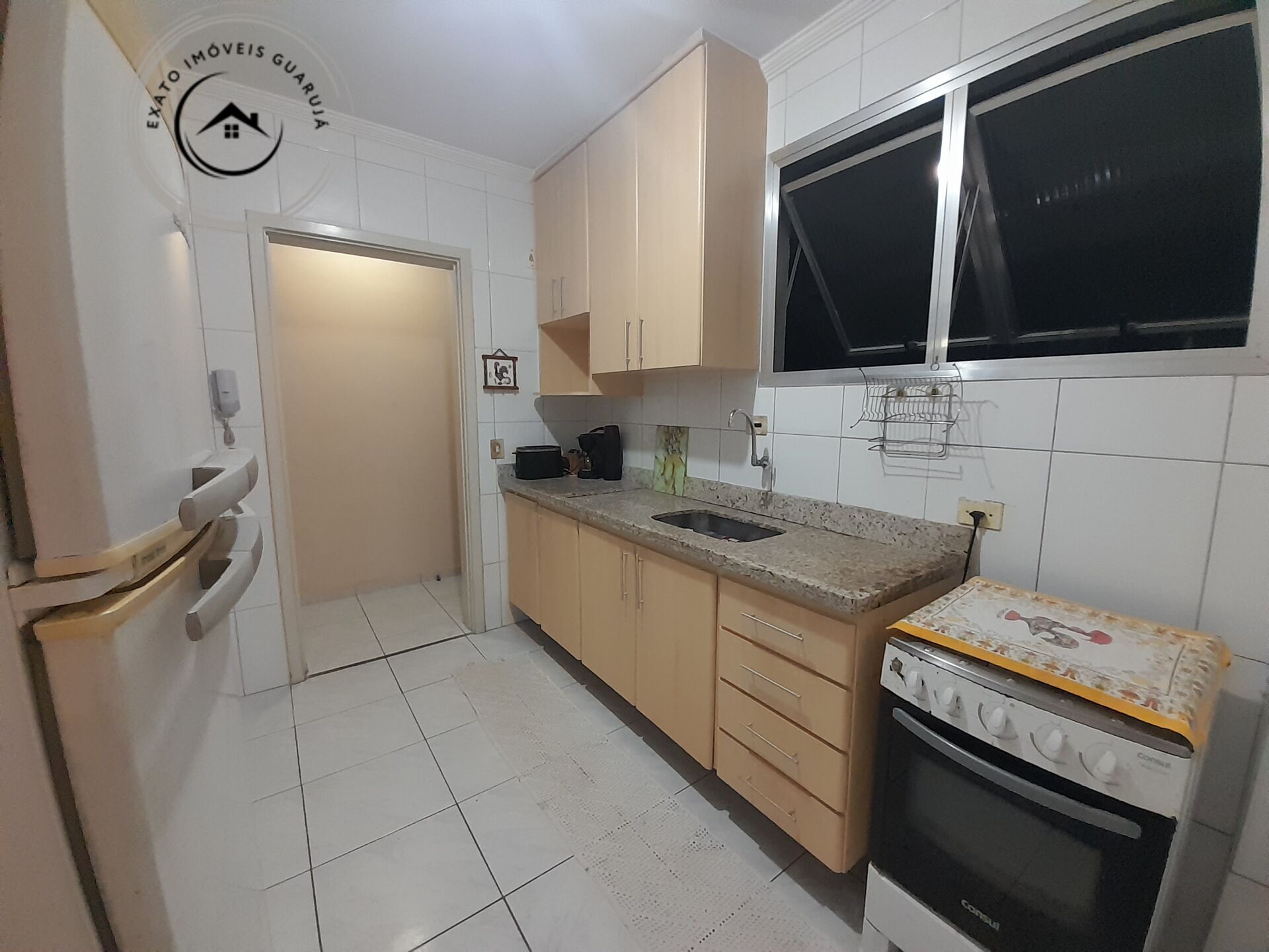 Apartamento Padrão de 02 dormitórios para locação anual na Praia da Enseada. - foto 25