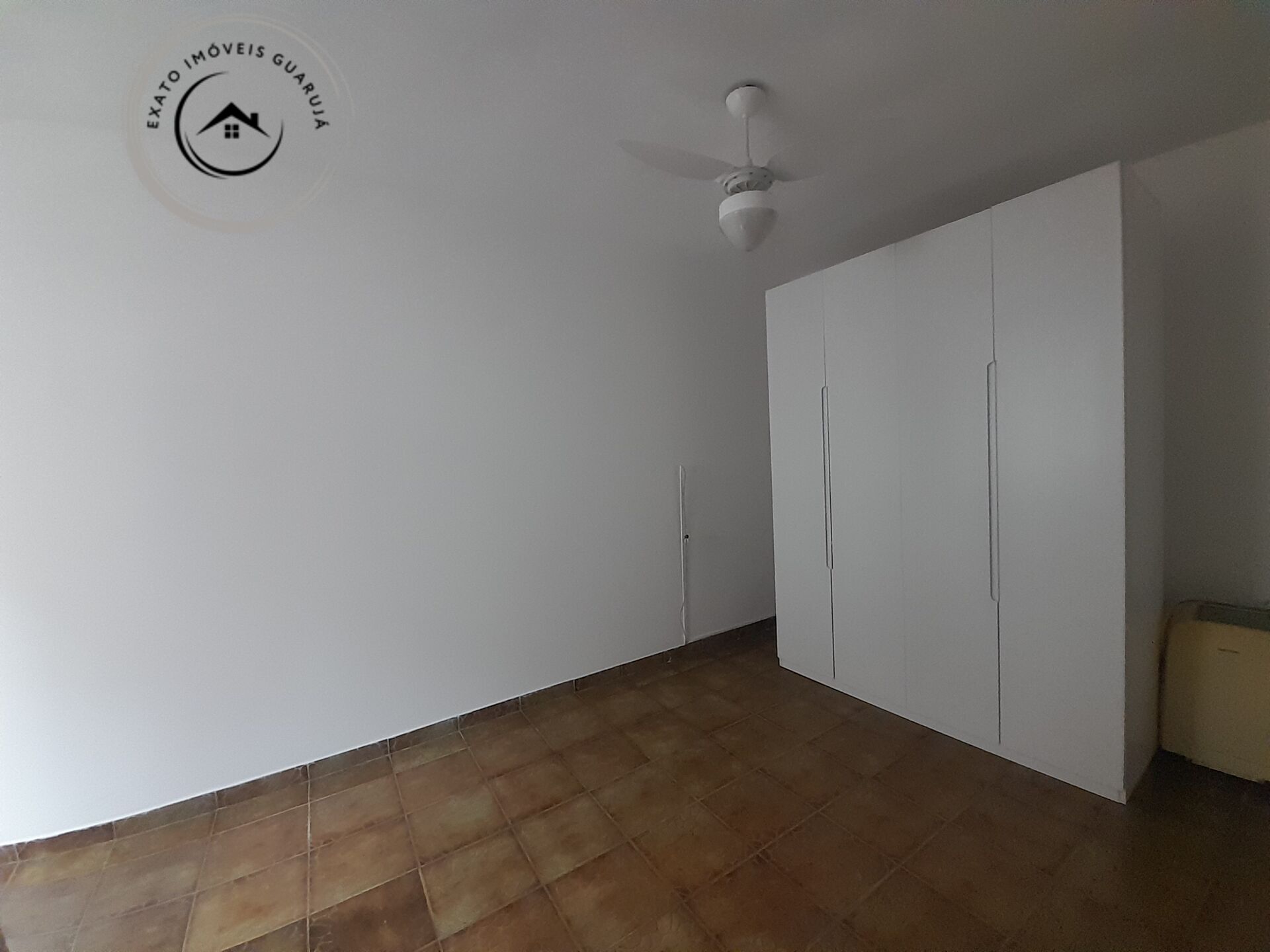 Apartamento Padrão de 01 dormitório para venda na Praia da Enseada. - foto 7