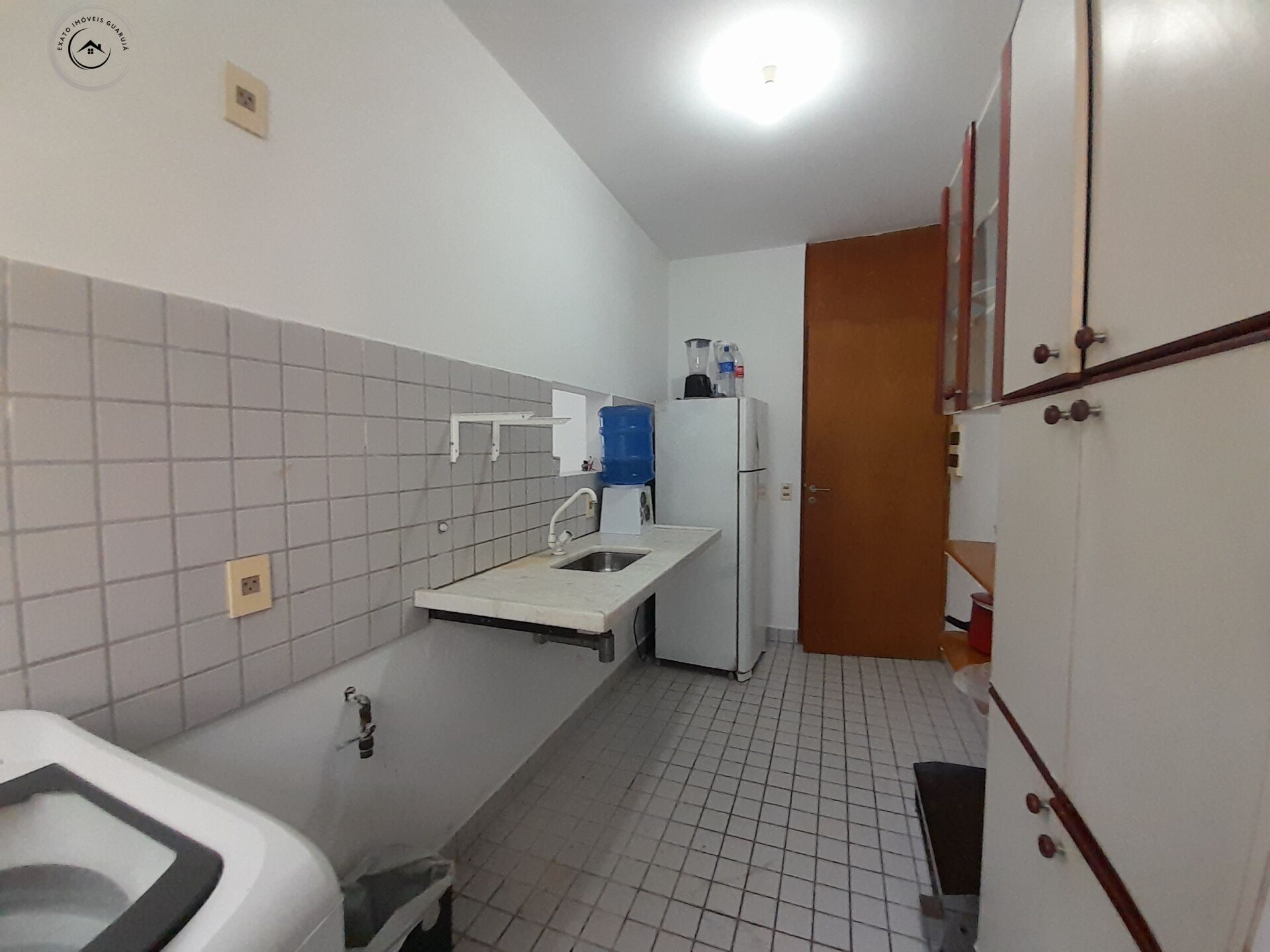Apartamento Padrão de 02 dormitórios para venda na Praia da Enseada. - foto 11